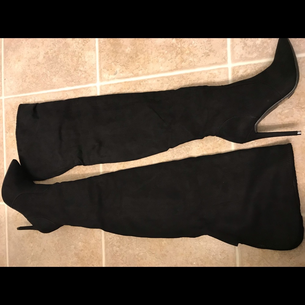 Black Thigh high boots!!!